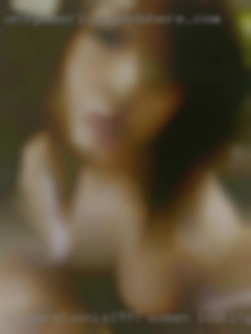 ElonoreLusnia1997 women looking for no strings fun